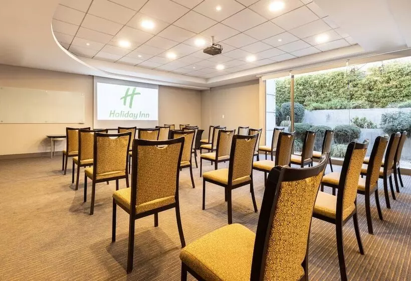 Fotos del hotel Holiday Inn Santiago  Airport Terminal, An Ihg:  17