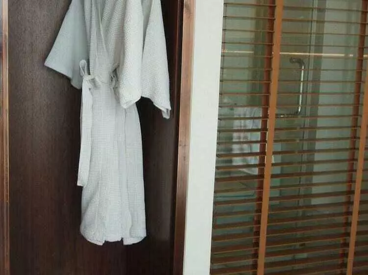 Fotos del hotel Sacha S  Uno:  5