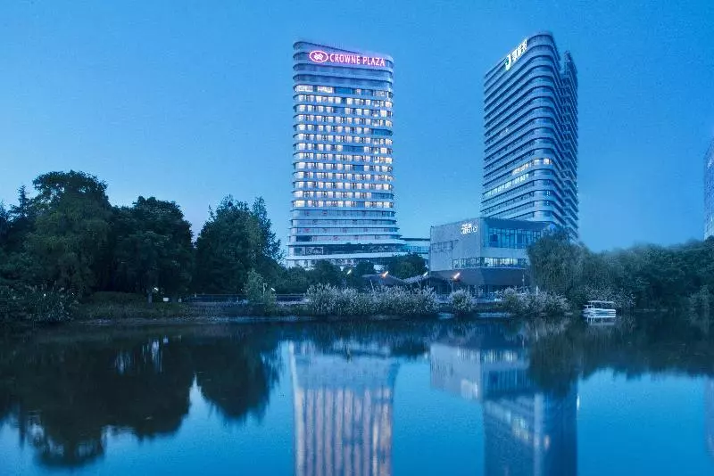 Fotos del hotel Crowne Plaza Wuhan Optics Valley, An Ihg:  11