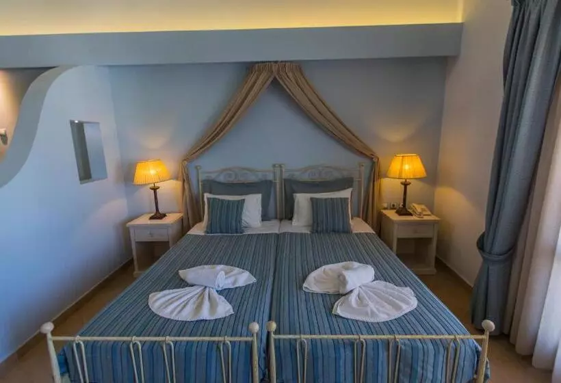 Fotos del hotel Anassa Deluxe Suites:  4