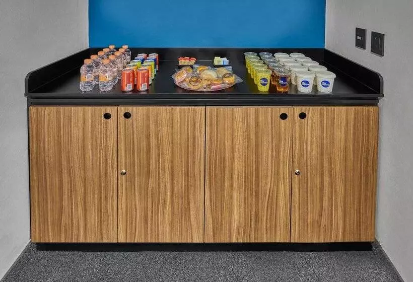 Fotos del hotel City Express Tijuana Río:  4