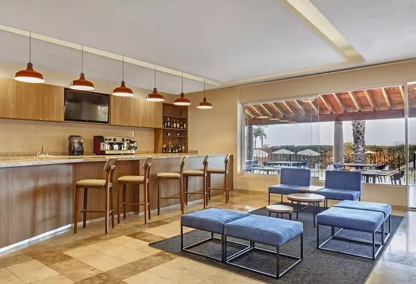 Fotos del hotel Fiesta Inn Cuernavaca:  5