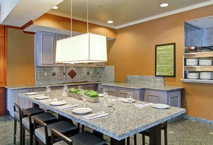 Fotos del hotel Hilton Garden Inn Ottawa Airport:  7