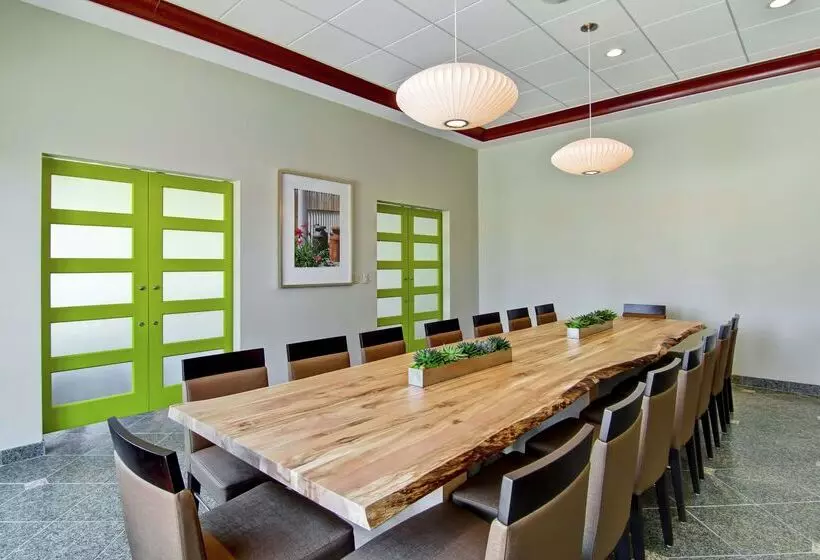 Fotos del hotel Hilton Garden Inn Ottawa Airport:  12