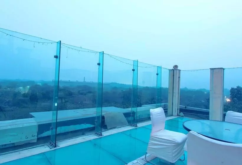 Fotos del hotel OYO Townhouse 033 Siri Fort :  15