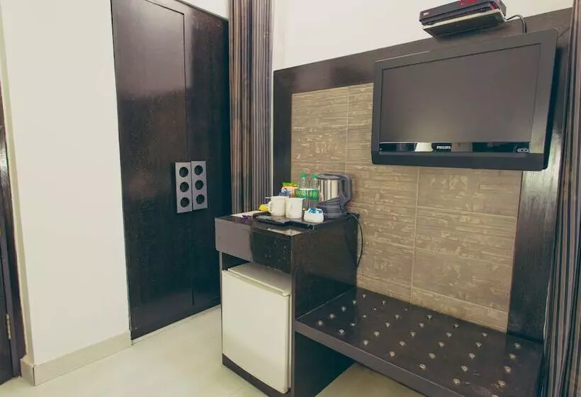 Fotos del hotel OYO Townhouse 033 Siri Fort :  9