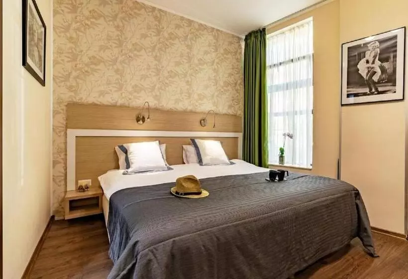 Fotos del hotel Trianon:  16