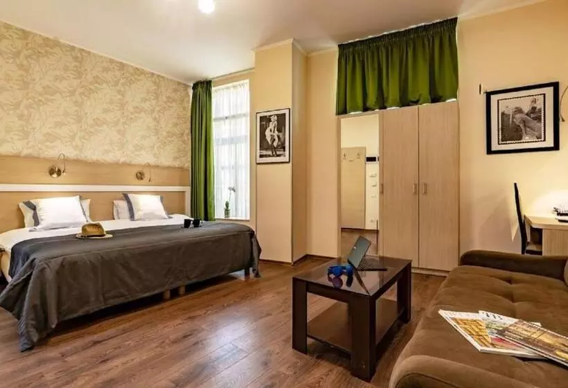 Fotos del hotel Trianon:  14