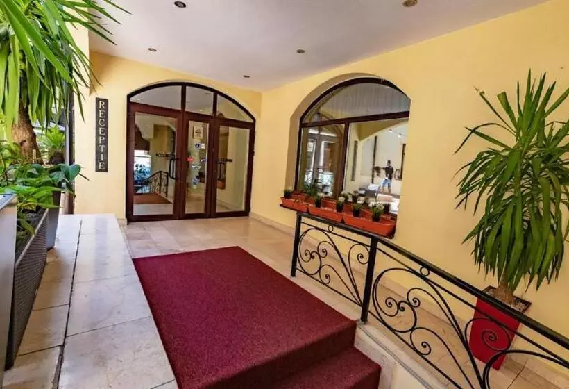 Fotos del hotel Trianon:  10