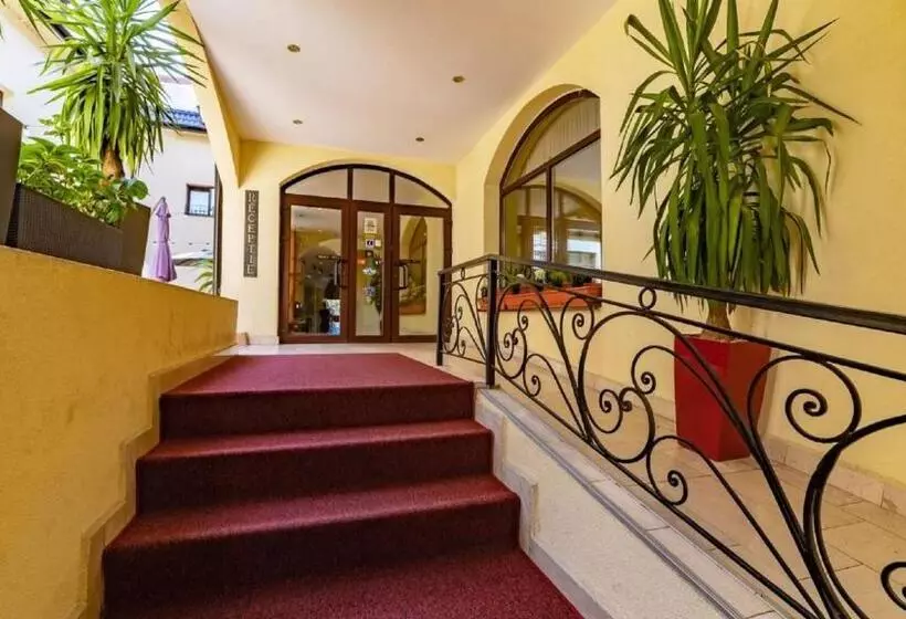 Fotos del hotel Trianon:  6