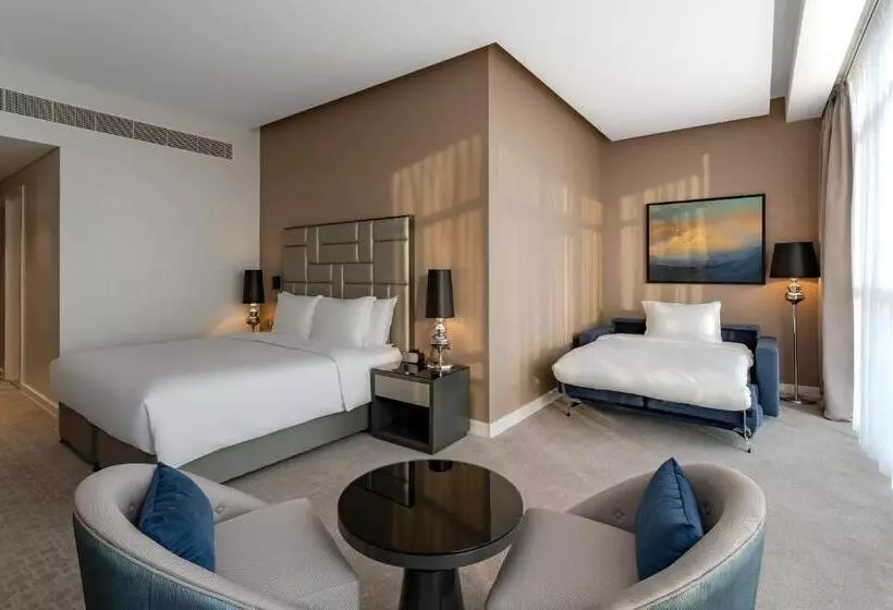 Fotos del hotel Radisson Hotel Dubai Damac Hills:  3