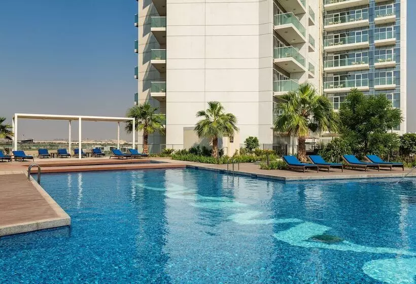 Radisson Hotel Dubai Damac Hills