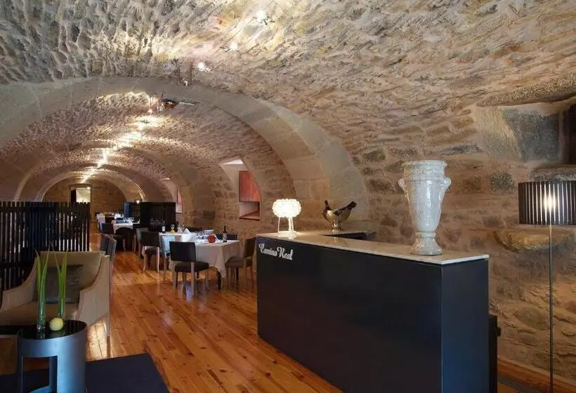 Fotos del hotel Hospedería Palacio De Allepuz:  11