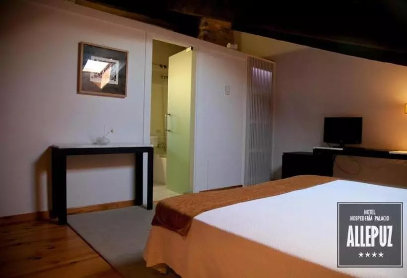 Fotos del hotel Hospedería Palacio De Allepuz:  13