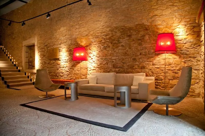 Fotos del hotel Hospedería Palacio De Allepuz:  16