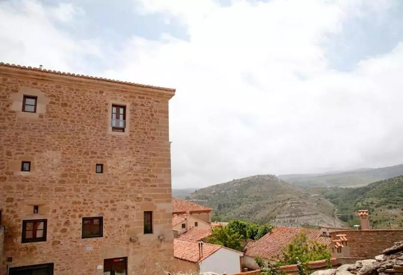 Fotos del hotel Hospedería Palacio De Allepuz:  17