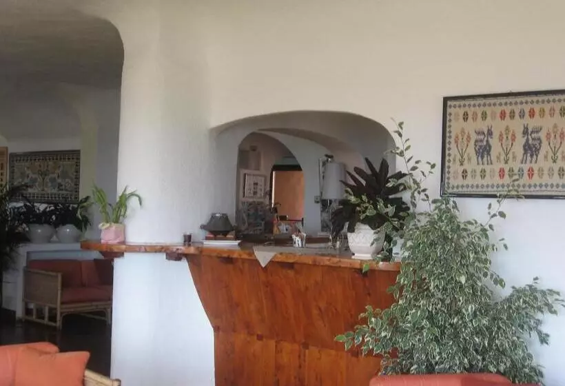 Fotos del hotel Valdiola:  3