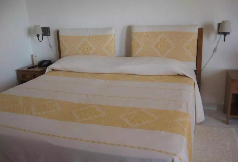 Fotos del hotel Valdiola:  8