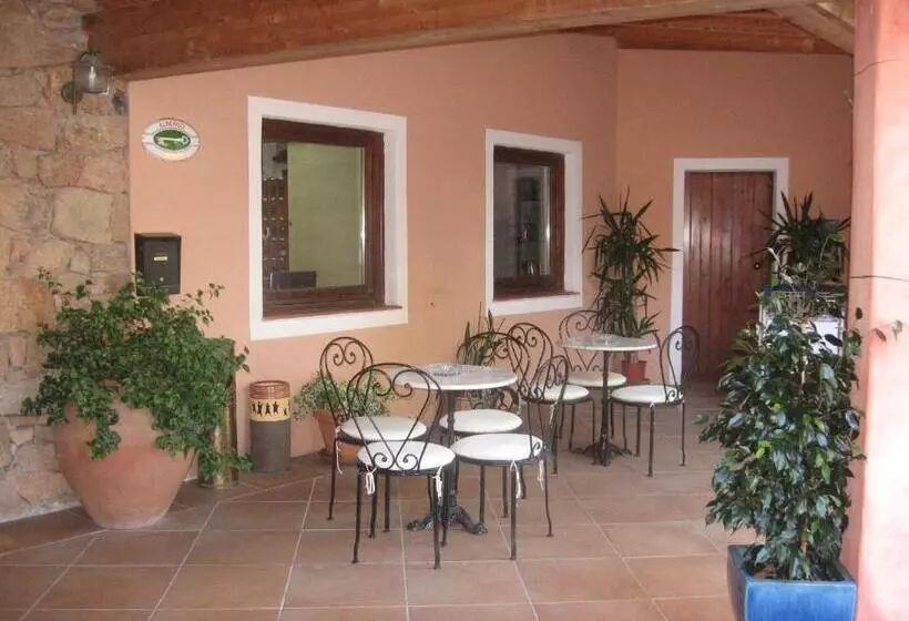 Fotos del hotel Valdiola:  9