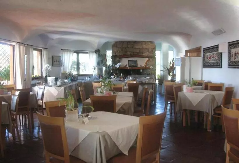 Fotos del hotel Valdiola:  4