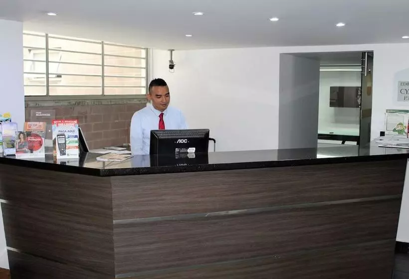 Fotos del hotel Cyan Suites:  2