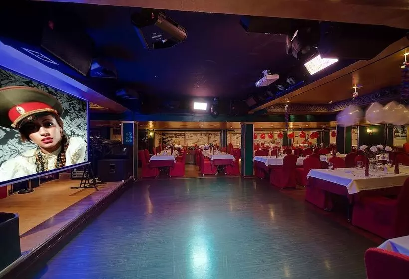 Fotos del hotel Ascot:  55