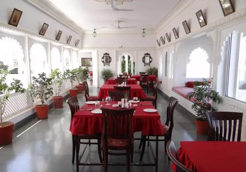 Fotos del hotel Jagat Niwas Palace:  4