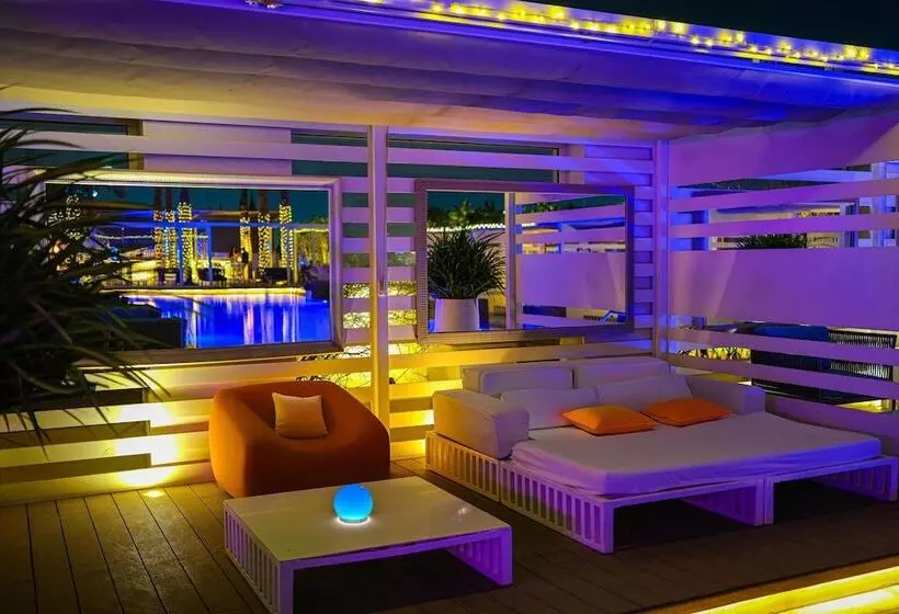 Fotos del hotel Media One:  21