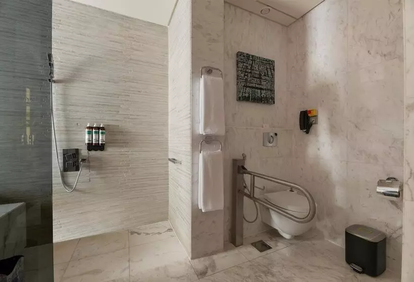 Fotos del hotel Media One:  23