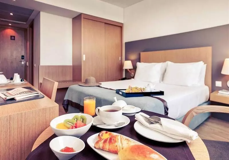 Fotos del hotel Mercure Lisboa Almada:  1