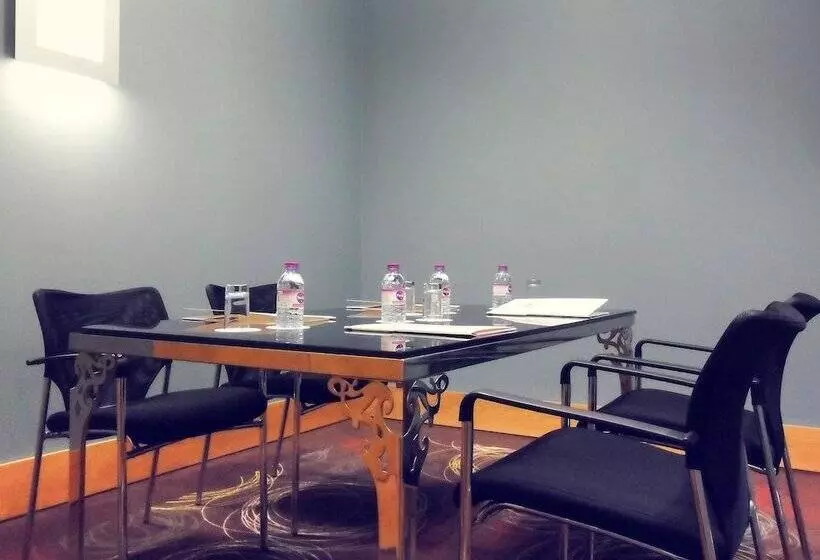 Fotos del hotel Mercure Lisboa Almada:  11