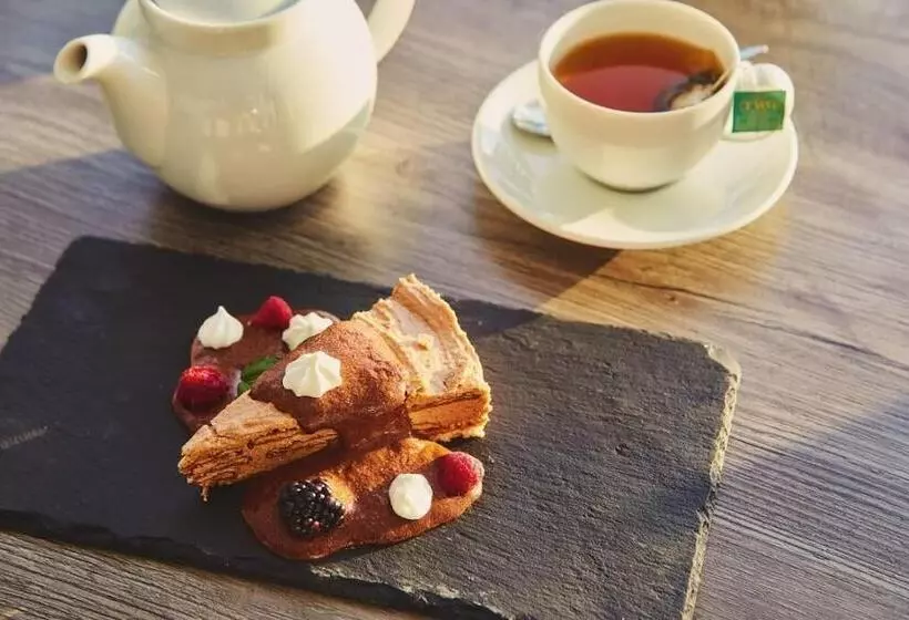 Fotos del hotel Mercure Lisboa Almada:  18