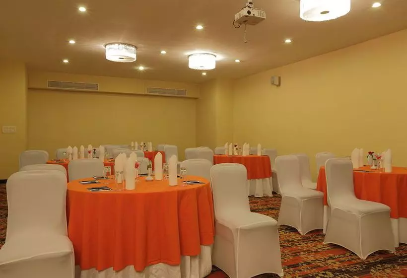 Fotos del hotel Seven Hotel:  9