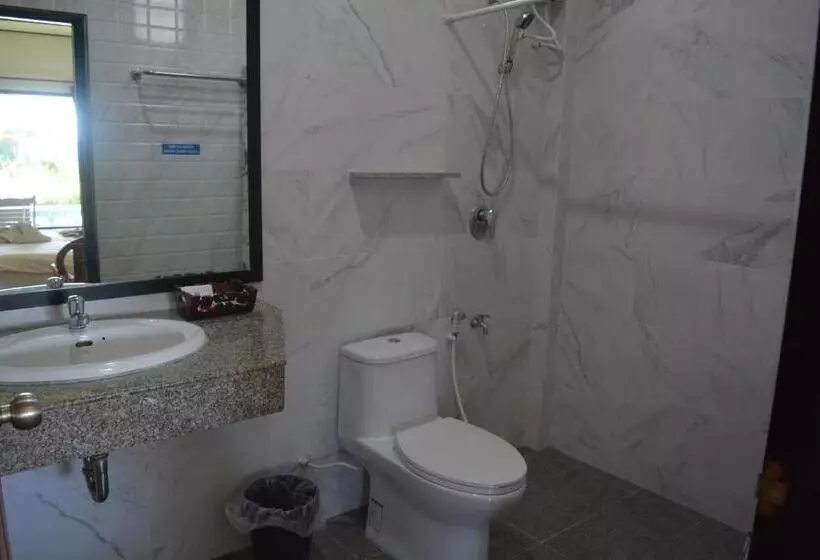 Fotos del hotel Lanta Ilmare Beach Resort:  7