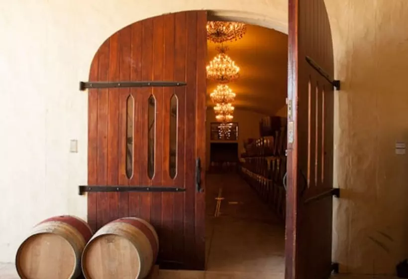 Fotos del hotel Asara Wine Estate &:  5
