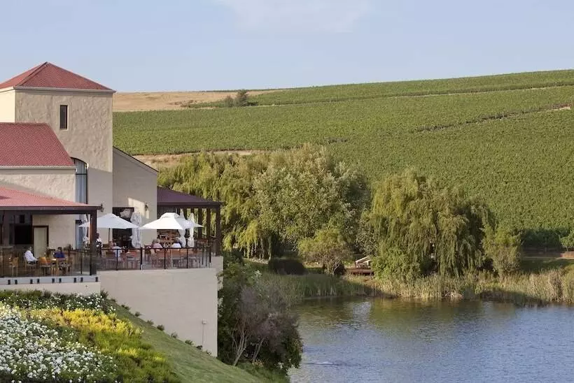 Fotos del hotel Asara Wine Estate &:  14