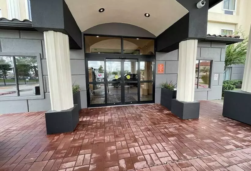 Fotos del hotel Comfort Suites Hobby Airport:  21