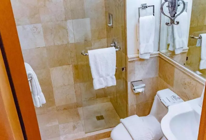 Fotos del hotel Crown Regency Prince Resort Boracay:  12