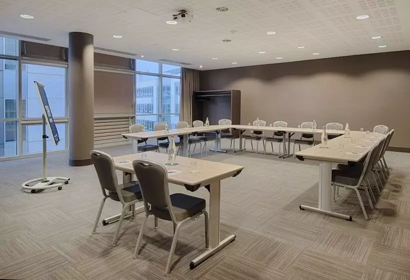 Fotos del hotel Nh Lyon Airport:  39