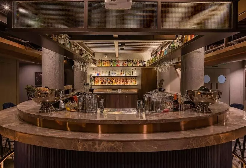 Fotos del hotel 37th Crescent:  12