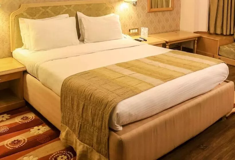 Fotos del hotel Dee Marks Airport  & Resorts:  11