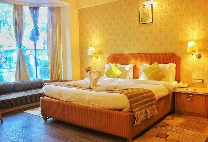 Fotos del hotel Dee Marks Airport  & Resorts:  17