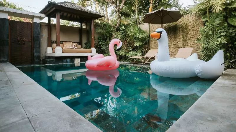 Fotos del hotel The Disini Luxury Spa Villas:  9