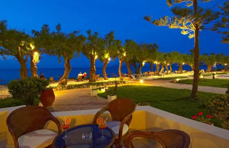 Fotos del hotel Santa Marina Beach Hotel:  15