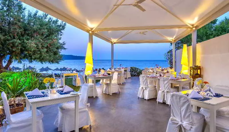 Fotos del hotel Santa Marina Beach Hotel:  10