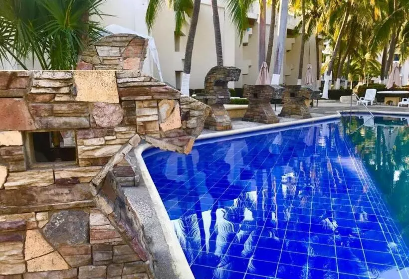 Fotos del hotel Ixtapa Palace:  2