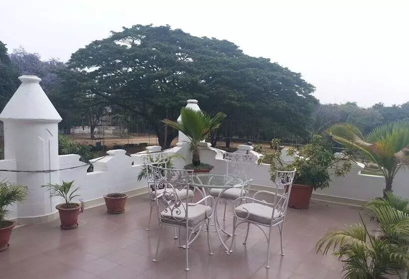 Fotos del hotel Jayamahal Palace:  22