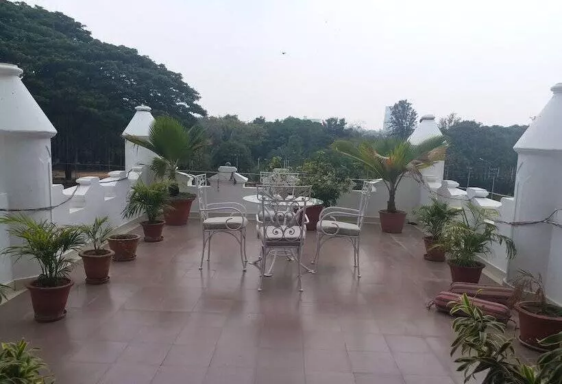 Fotos del hotel Jayamahal Palace:  16