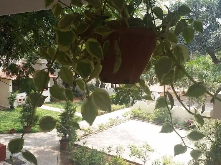 Fotos del hotel Jayamahal Palace:  24