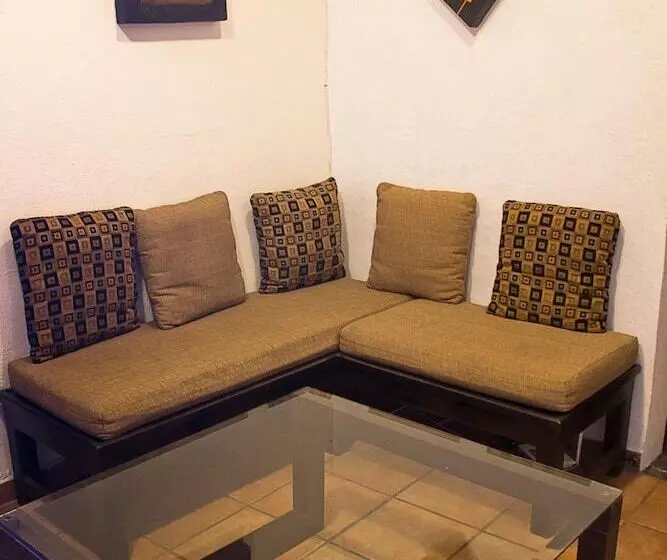 Fotos del hotel Suites Sofia:  21